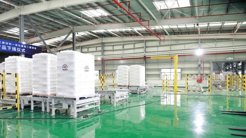 树脂基复合材料：揭秘其分类与特性**